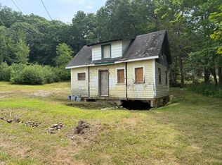 13 Sand St, Camden, ME 04843