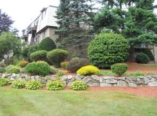 2 Silvestri Cir UNIT 23, Derry, NH 03038