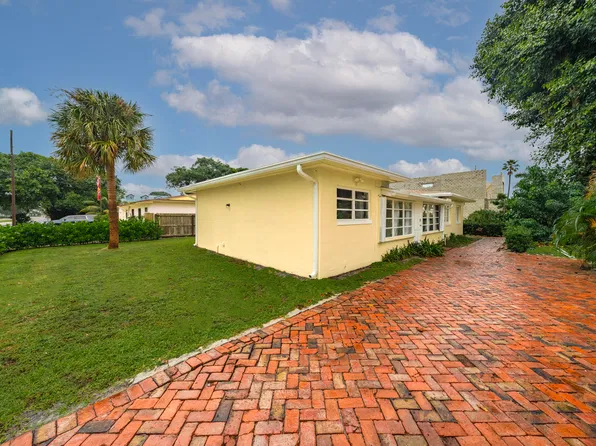 199 NW 9th St, Boca Raton, FL 33432