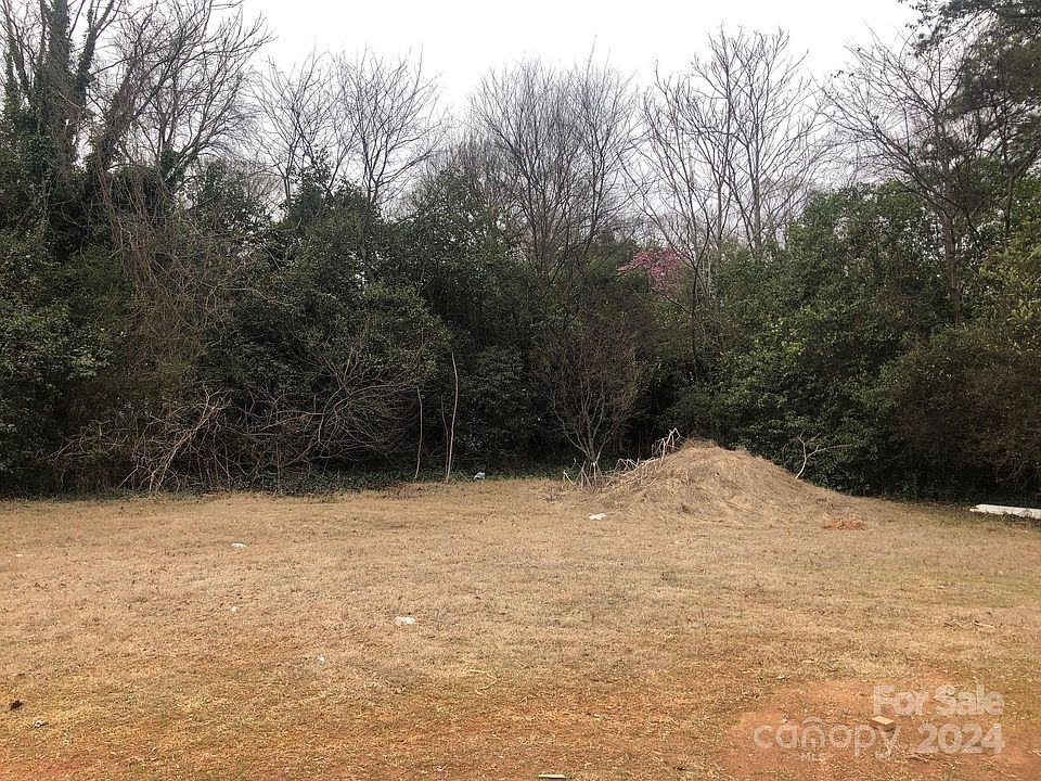 2nd image of 2230 Carmel Rd