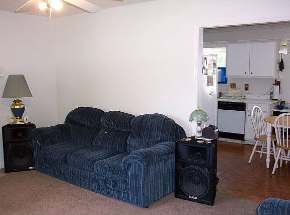 4th image of 118 Fornum Dr