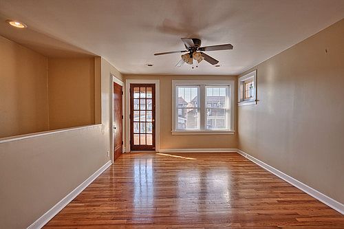 4th image of 5029 Mardel Ave