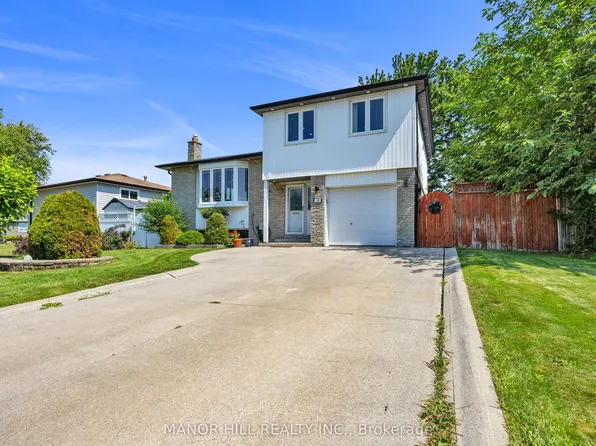 18 Greenbriar Rd, Brampton, ON L6S 1V9