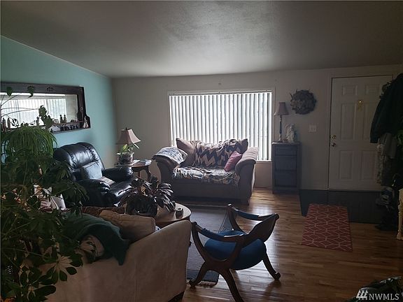 5th image of 2812 Sunnybrook Mdw E