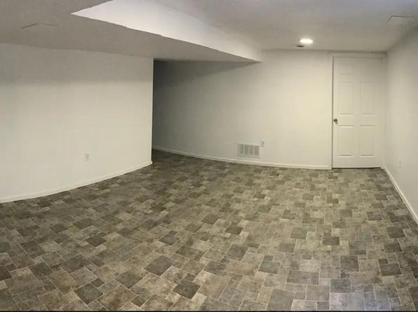 3740 Cavalier Dr, Okemos, MI 48864
