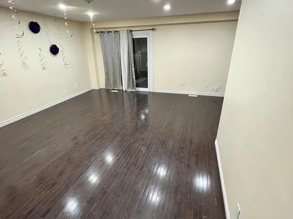 690 Little Grey St #122, London, ON N5Z 4M9