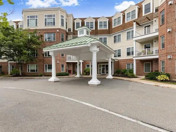295 Salem St Unit 98, Woburn, MA 01801
