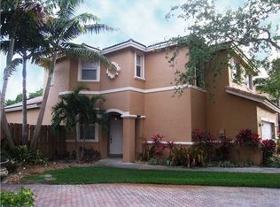 15526 SW 112th Dr, Miami, FL 33196