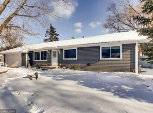10433 Xavis St NW, Coon Rapids, MN 55433