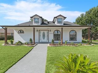 7222 Claridge Ct, New Orleans, LA 70127