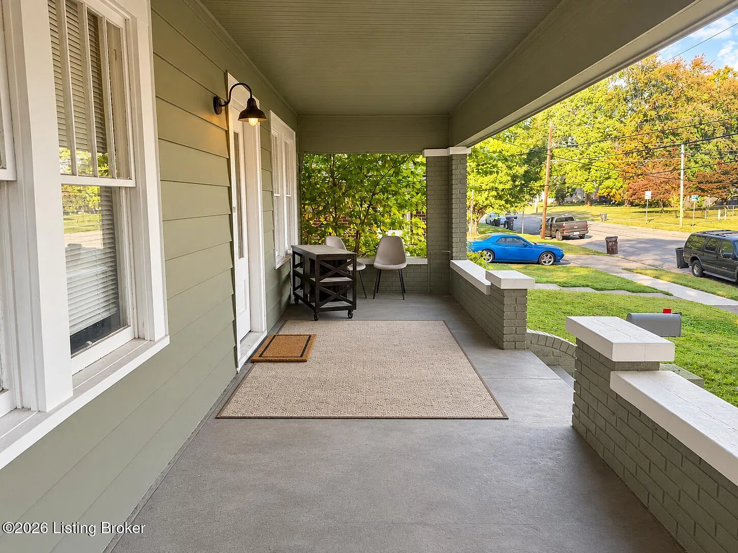 3 bed, 1.0 bath, 1200 sqft, $1,150 — Photo 3