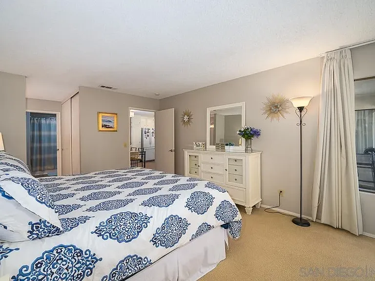 17617 Pomerado Rd #215 — Photo 17