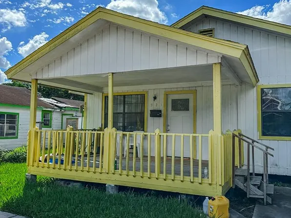 925 W Fronton St, Brownsville, TX 78520