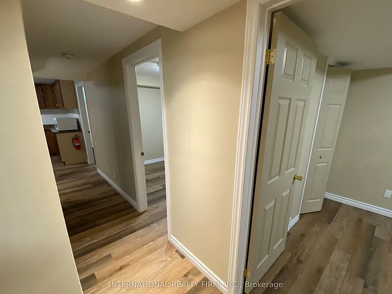 14 McGibbon Blvd #BASEMENT — Photo 12