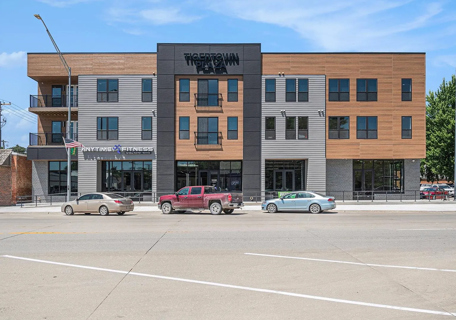 Tigertown Plaza — Photo 2