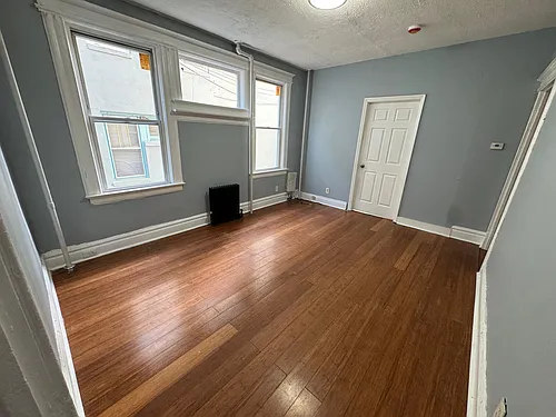 110 Brookside Ave #1A Photo 1