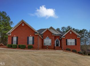 215 Margie Ct, McDonough, GA 30252