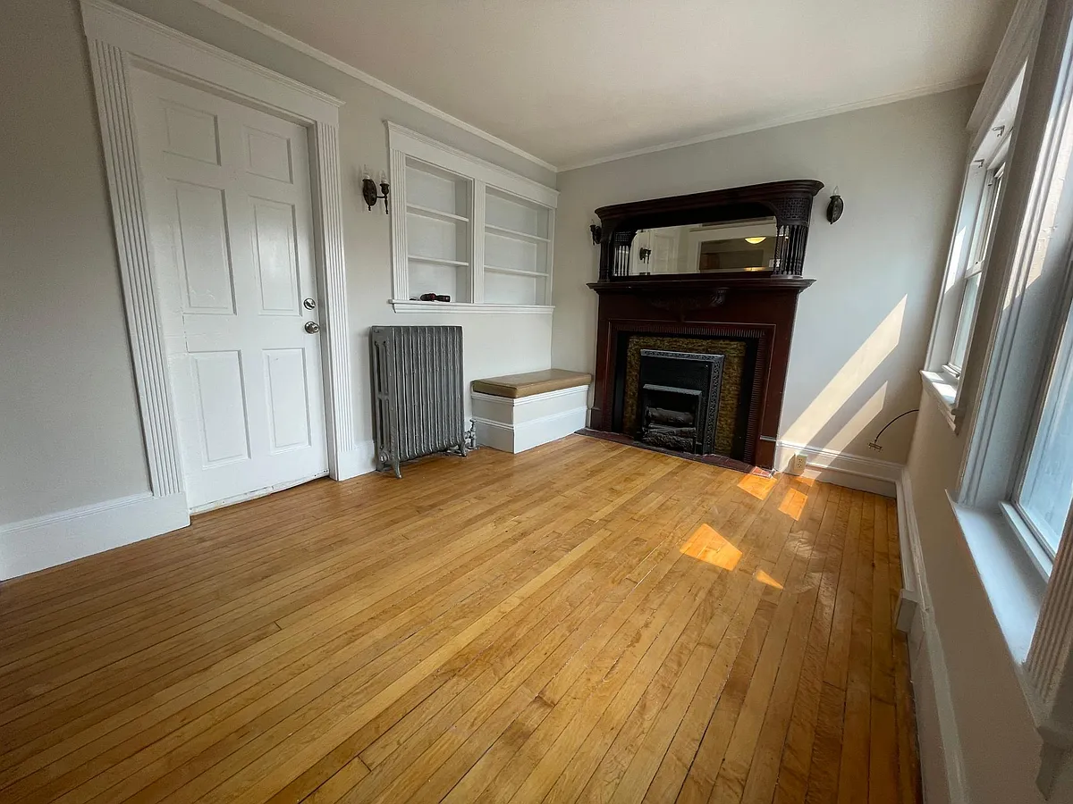 Building Photo - 12 Lowell St #2