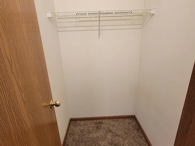 80 Phillips Ct — Photo 8