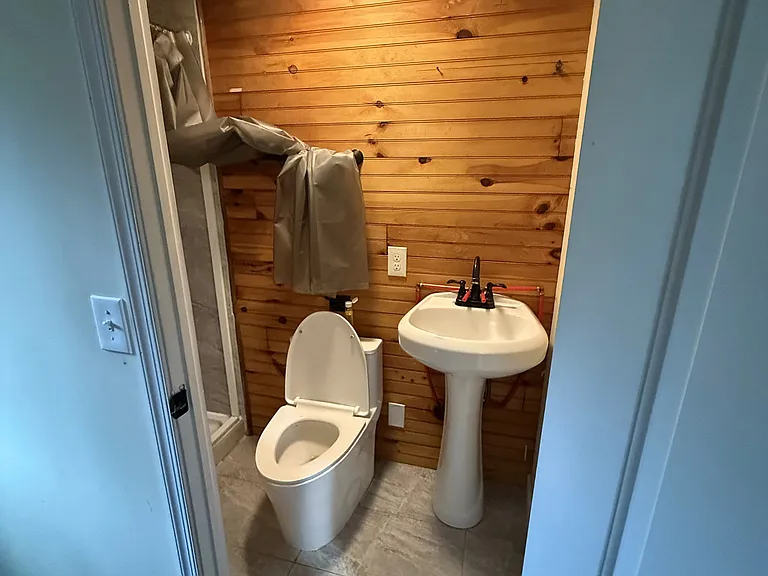 173 Mountain View Rd #2 — Photo 16