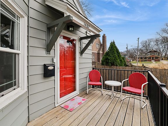 2nd image of 1407 41st Pl