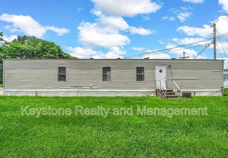 918 Gabby Ln — Photo 15