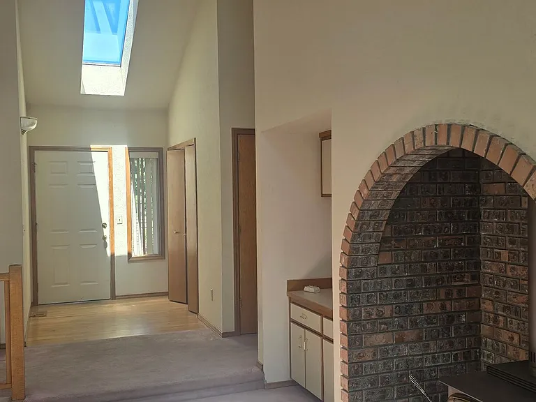 91 Brittany Ln — Photo 14