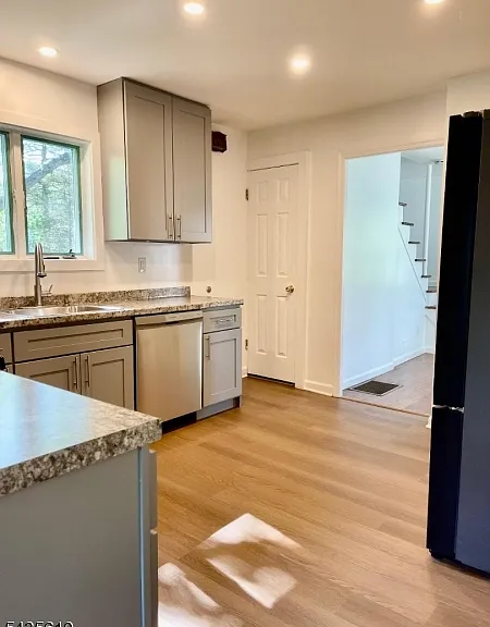 355 Elm St — Photo 8