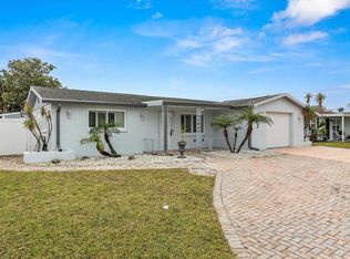 3148 Domino Dr, Holiday, FL 34691