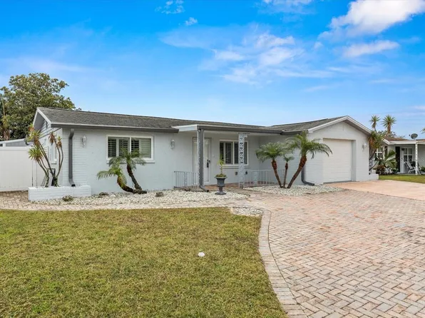 3148 Domino Dr, Holiday, FL 34691