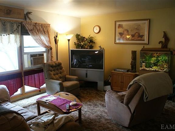 5th image of 3304 Curry St