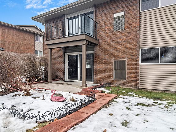 2nd image of 4425 Blackhawk Ln APT 102