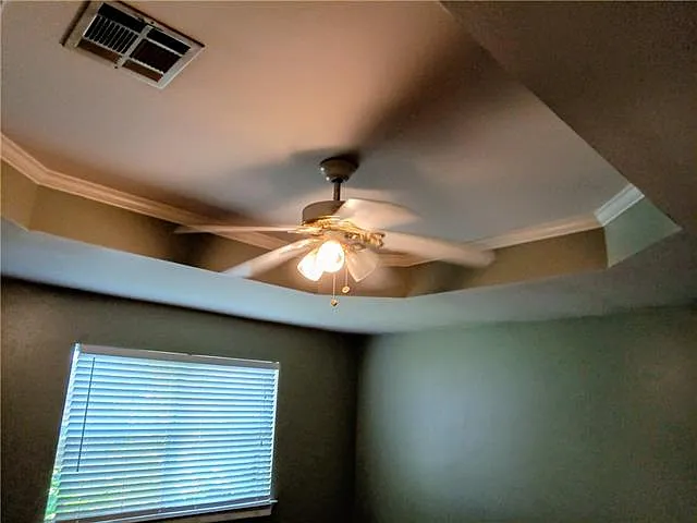 415 Oaklawn Dr — Photo 10