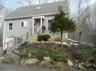 27 Hatfield Hill Rd, Bethany, CT 06524