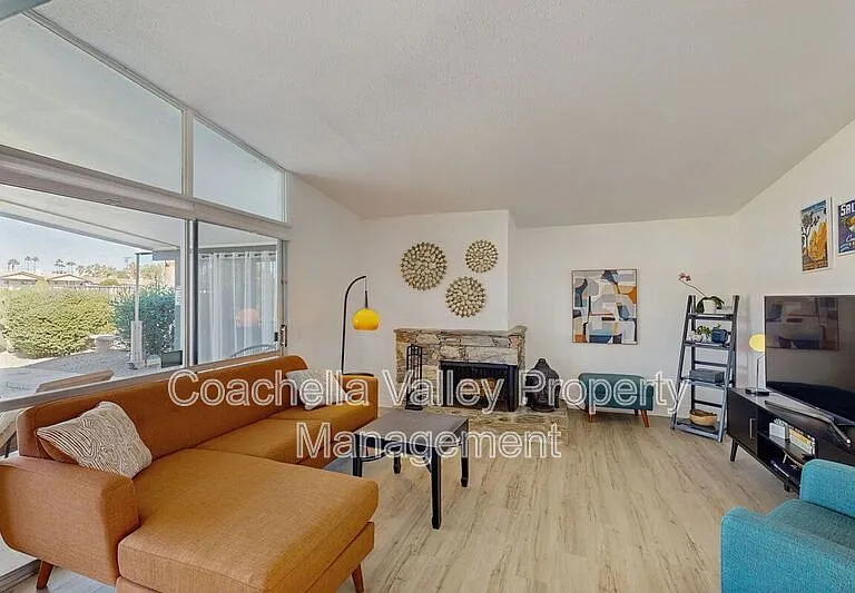 43709 Louisiana St — Photo 7