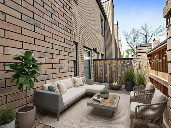 9850 Pagewood Ln APT 405, Houston, TX 77042