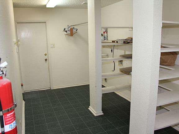 4th image of 17502 Emerald Canyon Dr