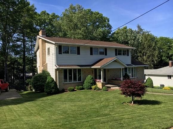 1st image of 5 Wellington Dr