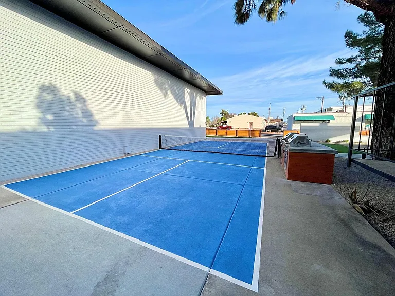 South Edge — Photo 17