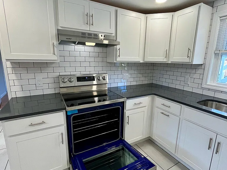 200 Bulgarmarsh Rd #7 — Photo 3