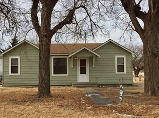 813 S Madison St, Hugoton, KS 67951