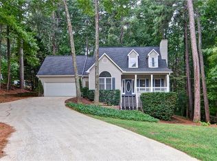 560 Drake Ln, Canton, GA 30115