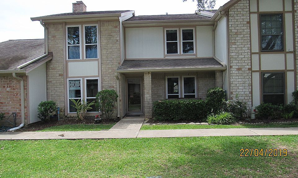 1st image of 38 T Huxley Ln