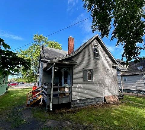 3rd image of 785 Colfax Ave
