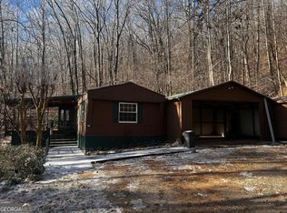 206 Oakridge Dr, Cleveland, GA 30528