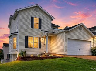 1080 Chesterfield Dr, Wentzville, MO 63385