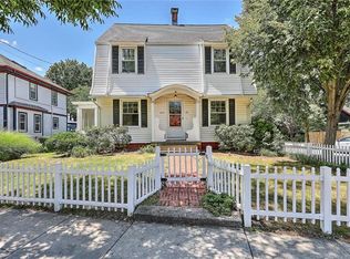 20 Summit Ave, Providence, RI 02906