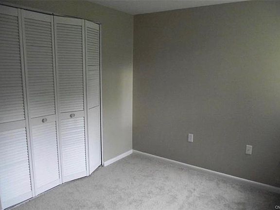 3rd image of 234 Watertree Dr