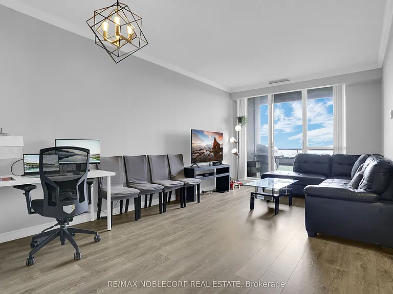 1 Belvedere Ct #1001 — Photo 6