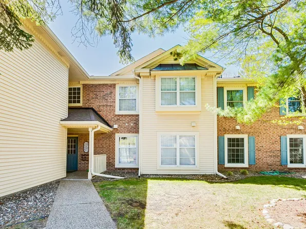 7405 W 110th St, Bloomington, MN 55438